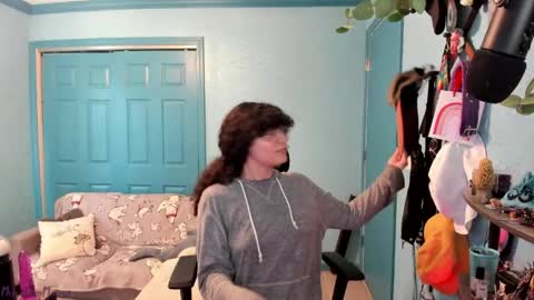 Snapshot of myceliummouse chatting on April 15, 7:58 pm Grace online show from April 15, 7:58 pm