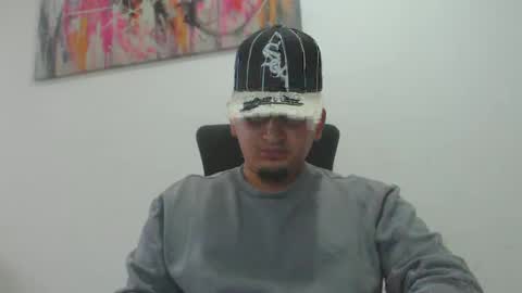 Snapshot of myke_andrade chatting on February 7, 11:45 am myke_andrade online show from February 7, 11:45 am