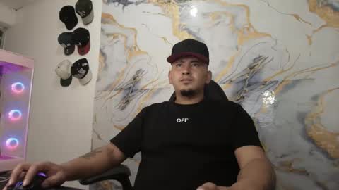 Snapshot of myke_andrade chatting on February 10, 5:55 am myke_andrade online show from February 10, 5:55 am