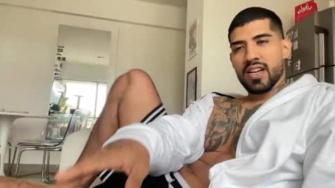 Myke esthetic online show from October 15, 6:41 pm