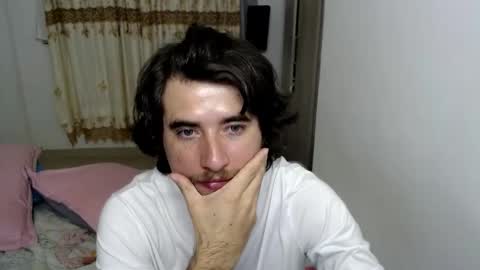 Snapshot of myke_xxx chatting on January 19, 1:42 am mike online show from January 19, 1:42 am