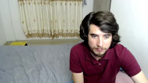 Snapshot of myke_xxx chatting on February 17, 1:35 am mike online show from February 17, 1:35 am