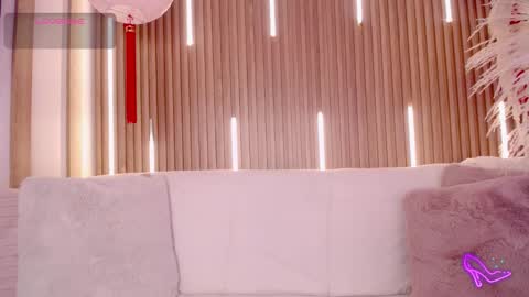 Snapshot of myladreams_ chatting on February 7, 4:38 am Myla online show from February 7, 4:38 am