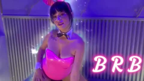 Snapshot of mylittle_princess chatting on February 23, 12:24 pm Kathe online show from February 23, 12:24 pm