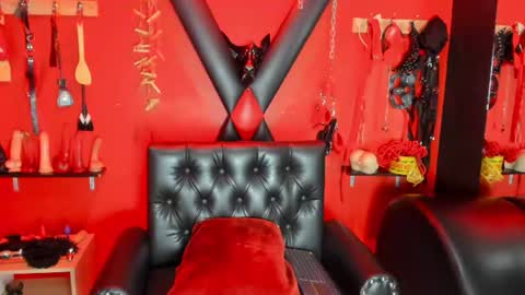 Mylu Morgan online show from July 17, 8:24 pm