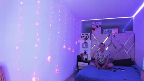 Snapshot of myluandjackhot chatting on February 9, 10:30 am Myluandjack online show from February 9, 10:30 am