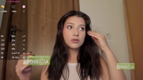 hey its Mel online show from February 2, 10:25 am