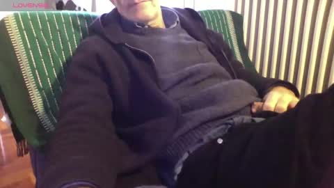 Bi sexy guy lovense hush is on private is open or password show tip if you like. online show from January 15, 11:04 am