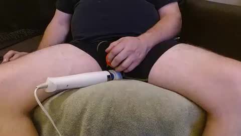 Snapshot of mynameisbigloads chatting on October 26, 8:04 pm mynameisbigloads online show from October 26, 8:04 pm