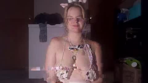 Snapshot of myrabbithole chatting on December 6, 3:41 am Annie Archer online show from December 6, 3:41 am