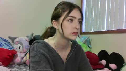 Snapshot of myrawood chatting on April 4, 1:37 am myrawood online show from April 4, 1:37 am