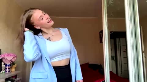 Ele online show from March 26, 7:25 am