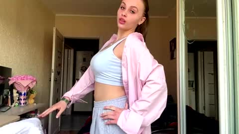 Ele online show from March 27, 7:03 am