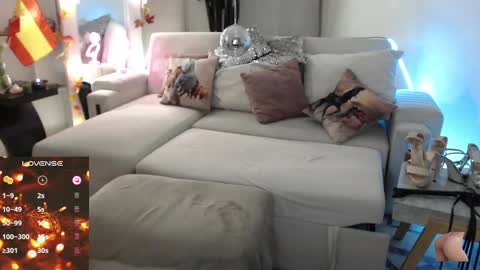 Snapshot of myrnasexxx chatting on January 18, 2:14 am Myrna Sessions online show from January 18, 2:14 am