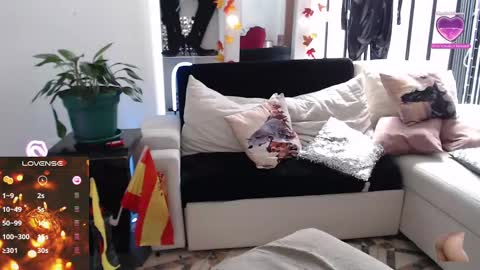 Snapshot of myrnasexxx chatting on February 9, 6:58 pm Myrna Sessions online show from February 9, 6:58 pm