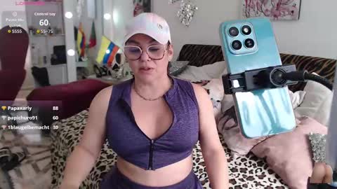 Snapshot of myrnasexxx chatting on September 16, 7:59 pm Myrna Sessions online show from September 16, 7:59 pm