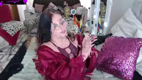 Snapshot of myrnasexxx chatting on April 6, 5:36 pm Myrna Sessions online show from April 6, 5:36 pm