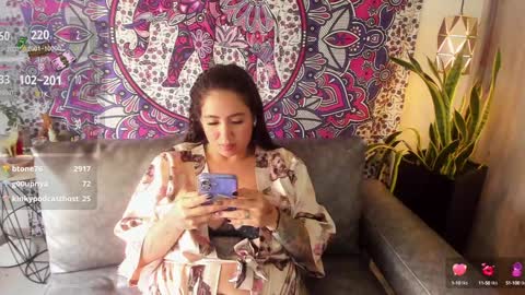 S A R A online show from January 29, 8:04 pm