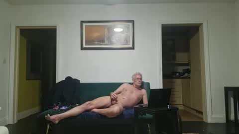 Snapshot of myshkin188118 chatting on April 3, 6:00 am myshkin188118 online show from April 3, 6:00 am