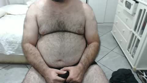 Snapshot of mysterbearmg chatting on December 4, 1:59 am mysterbearmg online show from December 4, 1:59 am