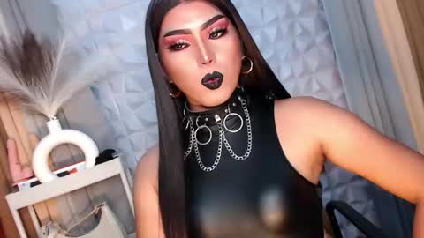 Snapshot of mysterious_diva chatting on September 24, 12:47 am SUPPORT GODDESS TRISHA AND DONT FORGET TO FOLLOW ME online show from September 24, 12:47 am