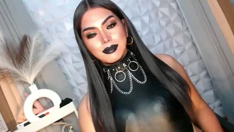 Snapshot of mysterious_diva chatting on September 29, 6:35 pm SUPPORT GODDESS TRISHA AND DONT FORGET TO FOLLOW ME online show from September 29, 6:35 pm