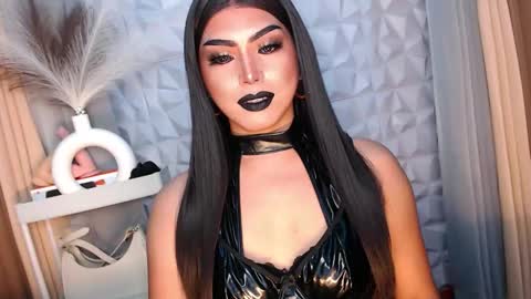 Snapshot of mysterious_diva chatting on September 30, 5:40 pm SUPPORT GODDESS TRISHA AND DONT FORGET TO FOLLOW ME online show from September 30, 5:40 pm