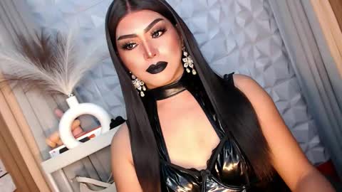 Snapshot of mysterious_diva chatting on October 1, 12:00 pm SUPPORT GODDESS TRISHA AND DONT FORGET TO FOLLOW ME online show from October 1, 12:00 pm