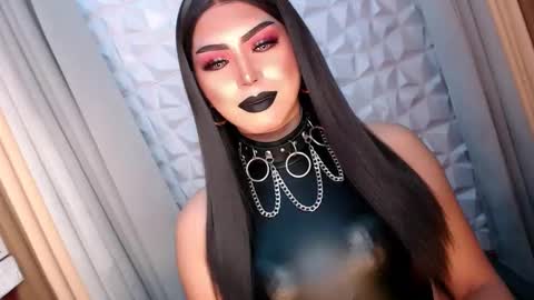 Snapshot of mysterious_diva chatting on October 10, 7:57 pm SUPPORT GODDESS TRISHA AND DONT FORGET TO FOLLOW ME online show from October 10, 7:57 pm