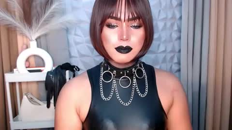 Snapshot of mysterious_diva chatting on October 17, 2:41 pm SUPPORT GODDESS TRISHA AND DONT FORGET TO FOLLOW ME online show from October 17, 2:41 pm