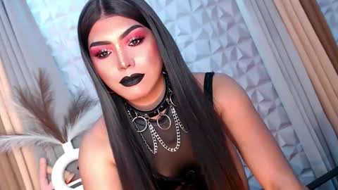 Snapshot of mysterious_diva chatting on October 22, 3:56 pm SUPPORT GODDESS TRISHA AND DONT FORGET TO FOLLOW ME online show from October 22, 3:56 pm