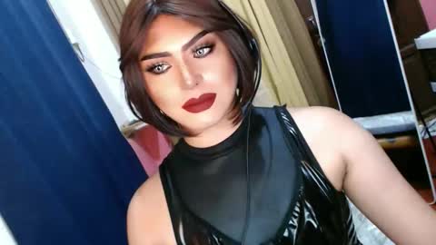 Snapshot of mysterious_diva chatting on April 6, 7:37 pm SUPPORT GODDESS TRISHA AND DONT FORGET TO FOLLOW ME online show from April 6, 7:37 pm