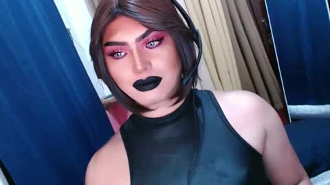 Snapshot of mysterious_diva chatting on April 11, 6:34 pm SUPPORT GODDESS TRISHA AND DONT FORGET TO FOLLOW ME online show from April 11, 6:34 pm