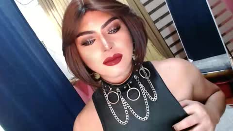 Snapshot of mysterious_diva chatting on April 16, 11:40 pm SUPPORT GODDESS TRISHA AND DONT FORGET TO FOLLOW ME online show from April 16, 11:40 pm