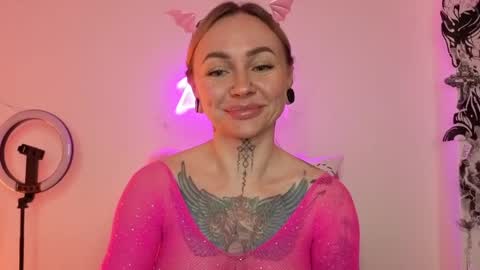 Snapshot of mysterious_twist chatting on March 28, 5:12 pm mysterious_twist online show from March 28, 5:12 pm