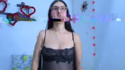 Snapshot of mystery_couple0 chatting on April 17, 7:28 pm Mystery couple online show from April 17, 7:28 pm