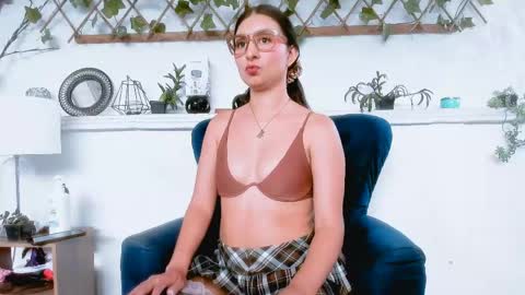 Snapshot of mystery_couple0 chatting on May 12, 7:00 pm Mystery couple online show from May 12, 7:00 pm