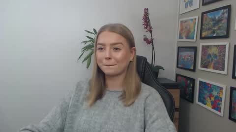 Erica online show from December 22, 8:55 am