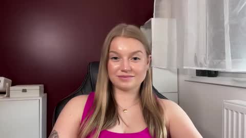 Snapshot of mysteryericax chatting on May 11, 2:45 pm Erica online show from May 11, 2:45 pm
