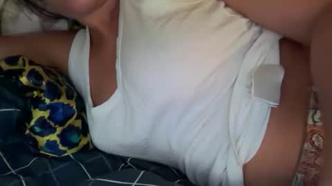 mysterylady00 online show from February 6, 6:51 am