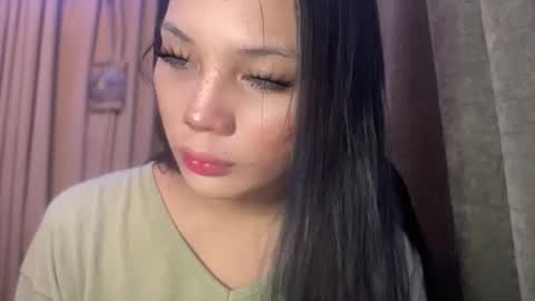 UR GIRL NEXTDOOR online show from March 23, 3:32 am