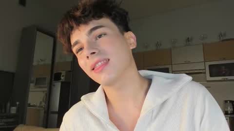 Evan Brown online show from September 18, 2:08 pm