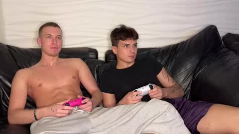 Evan Brown online show from March 7, 9:34 pm