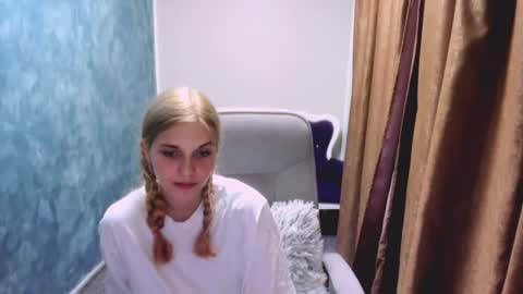 mysticaluna06 online show from July 14, 10:15 pm