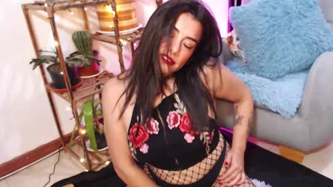 Zoe online show from February 4, 1:00 am