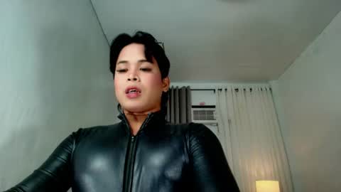 kim online show from June 3, 3:28 pm