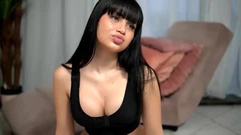 Snapshot of mysticlayla chatting on March 2, 5:08 am mysticlayla online show from March 2, 5:08 am