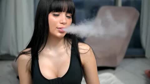 Snapshot of mysticlayla chatting on March 4, 4:40 am mysticlayla online show from March 4, 4:40 am