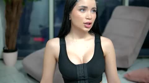 Snapshot of mysticlayla chatting on March 13, 4:19 am mysticlayla online show from March 13, 4:19 am