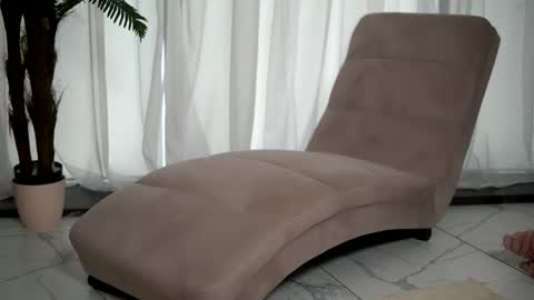 Snapshot of mysticlayla chatting on March 27, 8:26 am mysticlayla online show from March 27, 8:26 am